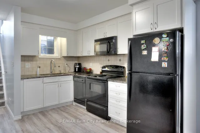 Additional image 6 of 931 Glasgow St Unit 36A