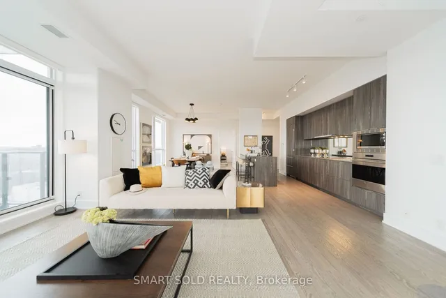 Additional image 8 of 609 Avenue Rd Unit 1903