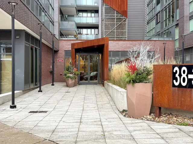 Additional image 5 of 36 Howard Park Ave Unit 302