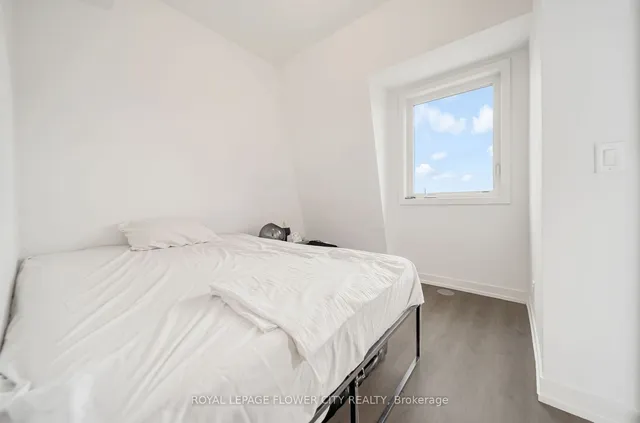 Additional image 32 of 100 Bartley Dr