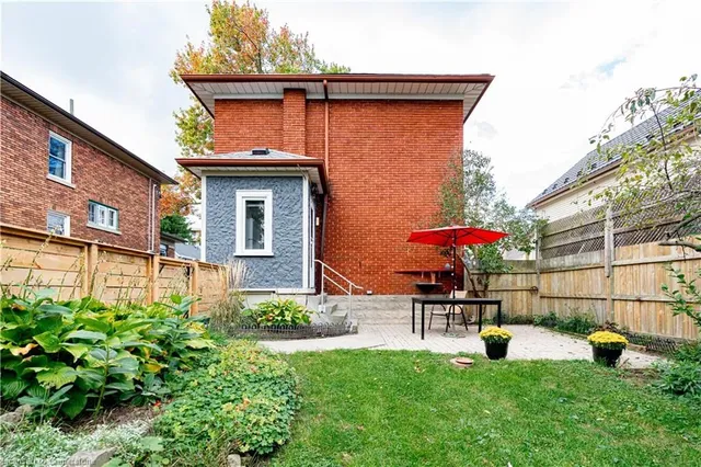 Additional image 43 of 40 Henry St