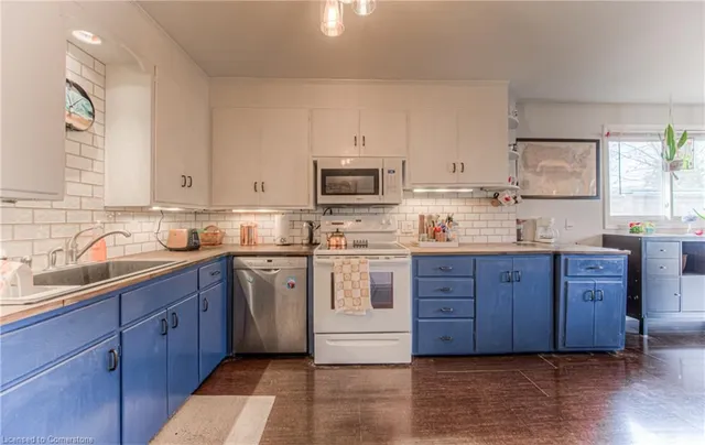 Additional image 14 of 92 Belleview Ave