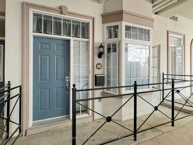 71 McCaul St Unit 123