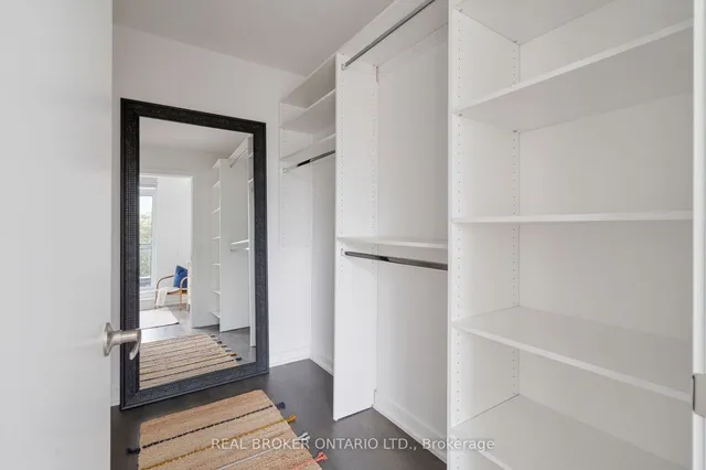 Additional image 27 of 41 Ossington Ave Unit TH1