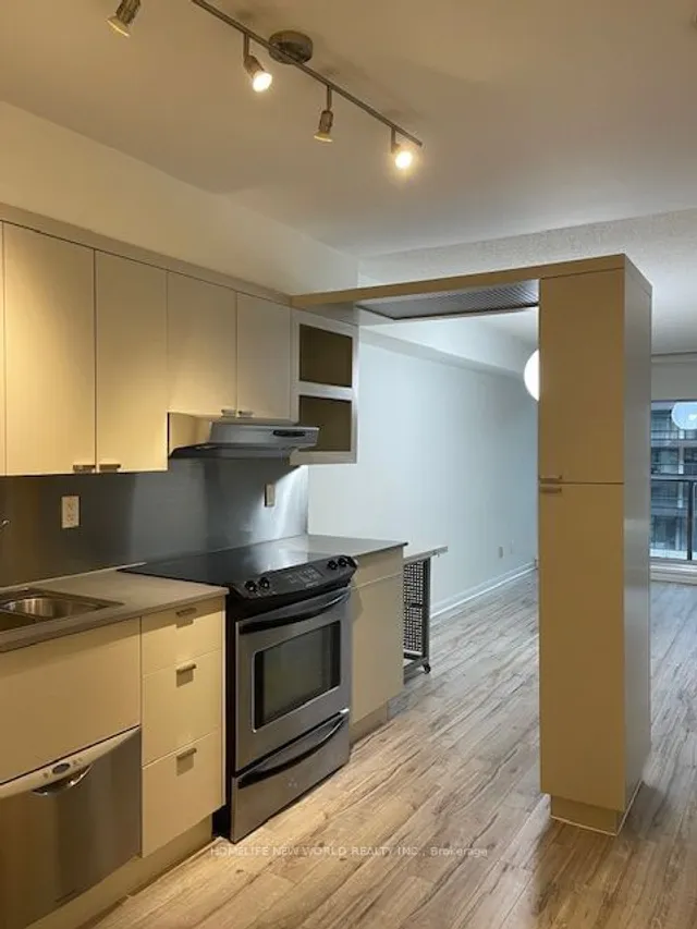 Additional image 7 of 111 Elizabeth St Unit 752