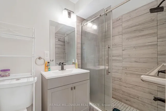 Additional image 27 of 285 BORDEN Ave