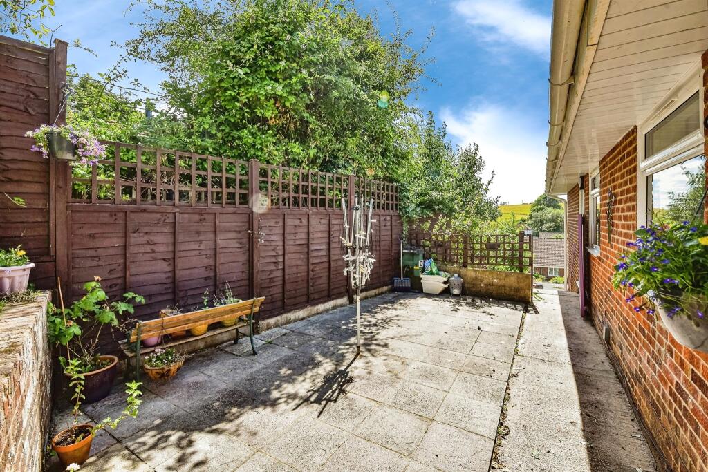 Additional image 13 of Thames Close, Warminster