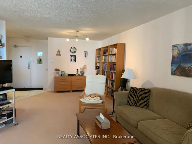 Additional image 3 of 45 Huntingdale Blvd Unit 808