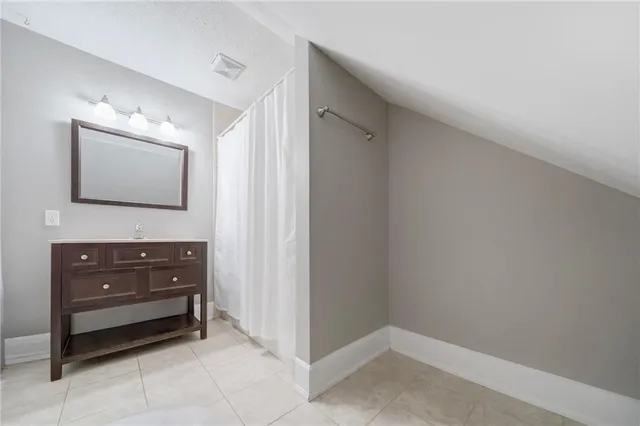 Additional image 12 of 227 FAIRWAY Rd