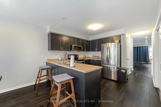 Additional image 39 of 50 Howe Dr Unit 8A