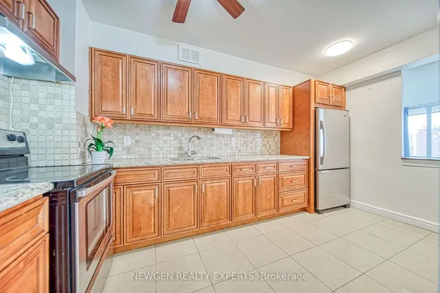 Additional image 8 of 25 Four Winds Dr Unit 913