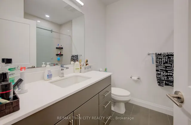 Additional image 21 of 399 Queen St Unit 314