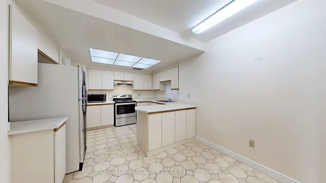 Additional image 10 of 65 Spring Garden Ave Unit 1504