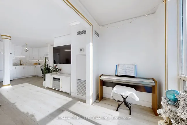 Additional image 11 of 25 Grenville St Unit 1105