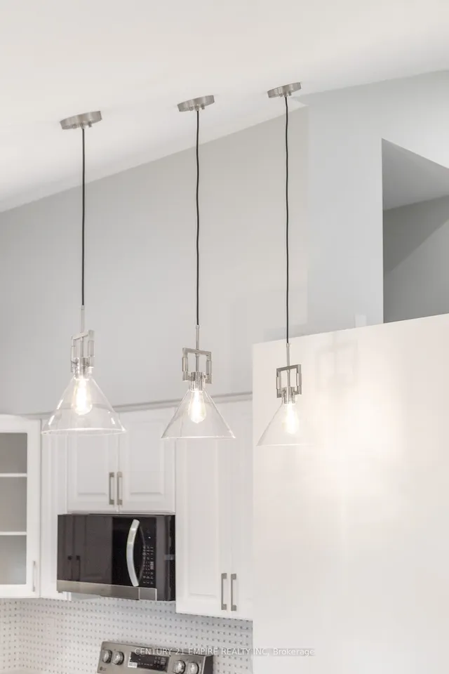 Additional image 19 of 32 Brookridge Dr