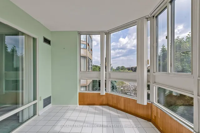 Additional image 19 of 3233 Eglinton Ave Unit 405