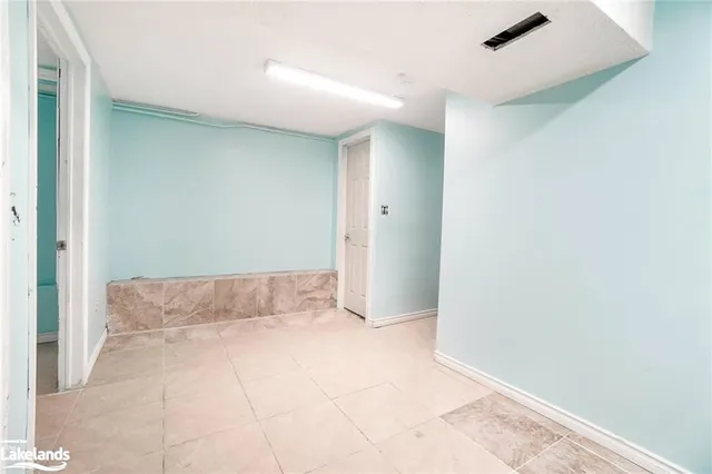 Additional image 41 of 214 Gerrard St