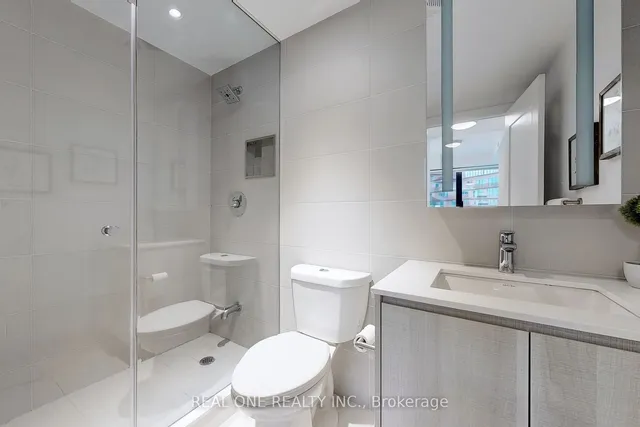 Additional image 24 of 118 Merchants' Wharf Unit 320