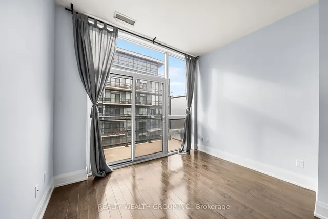 Additional image 9 of 460 Adelaide St Unit PH222