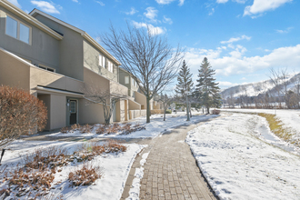 Additional image 5 of 107 Wintergreen Pl