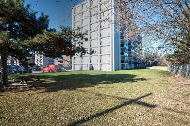 Additional image 34 of 2245 Eglinton Ave Unit 207