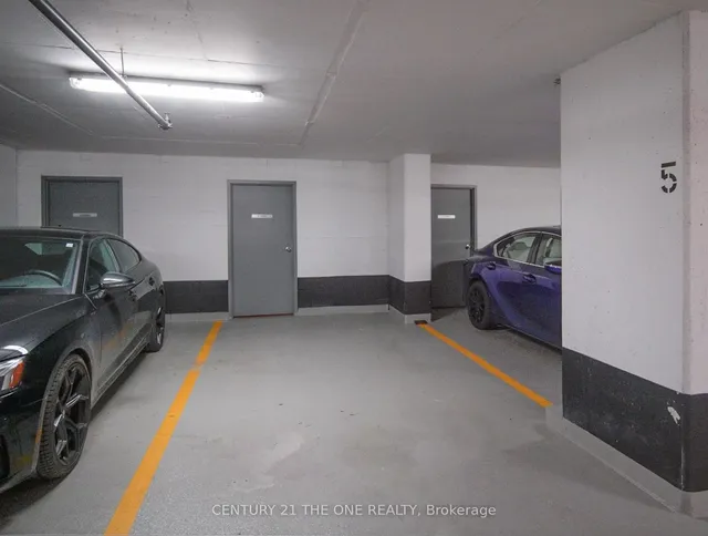 Additional image 7 of 525 Adelaide St Unit PH20