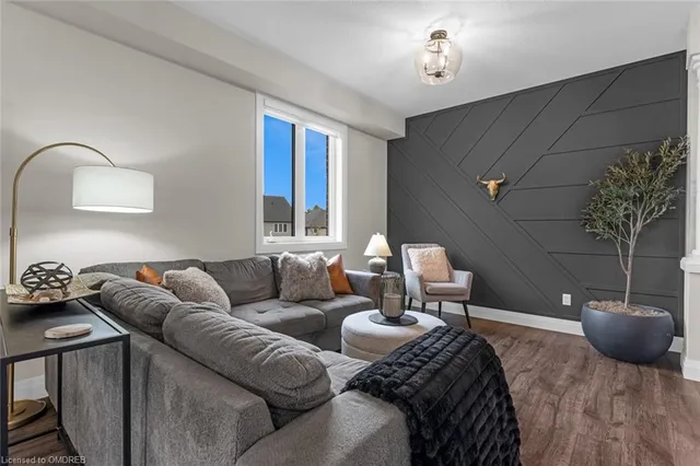 Additional image 9 of 985 Audrey Pl