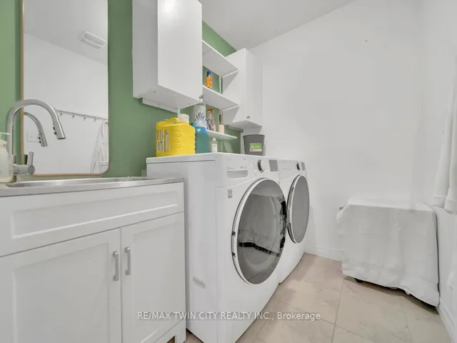 Additional image 27 of 8 Pony Way