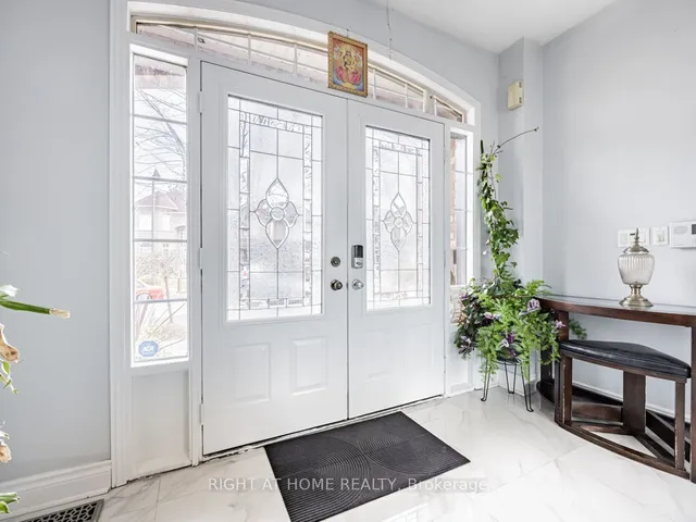 Additional image 4 of 34 Loggerhead Grve