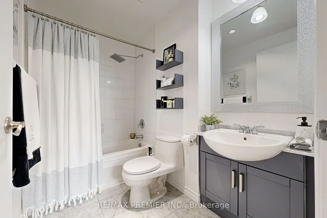 Additional image 23 of 60 Byng Ave Unit 1002