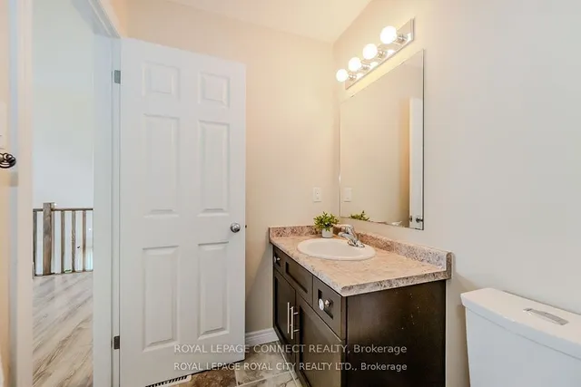 Additional image 24 of 205 Eden Oak Tr