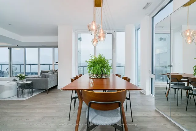 Additional image 4 of 128 Pears Ave Unit 1002