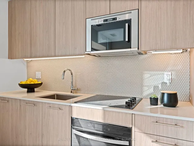 Additional image 35 of 286 Main St Unit 215