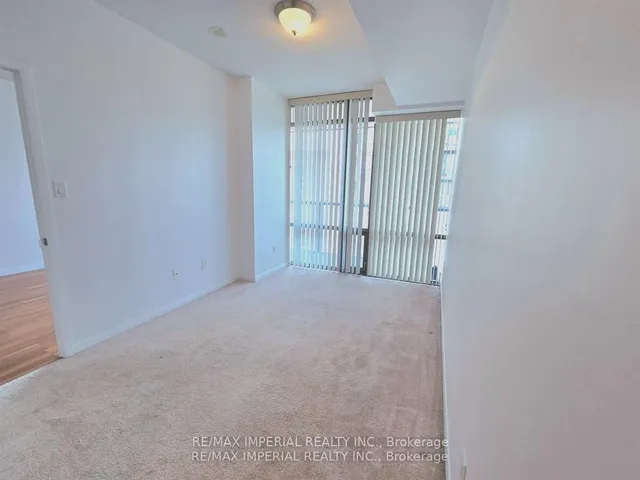 Additional image 11 of 38 Grenville St Unit 3001