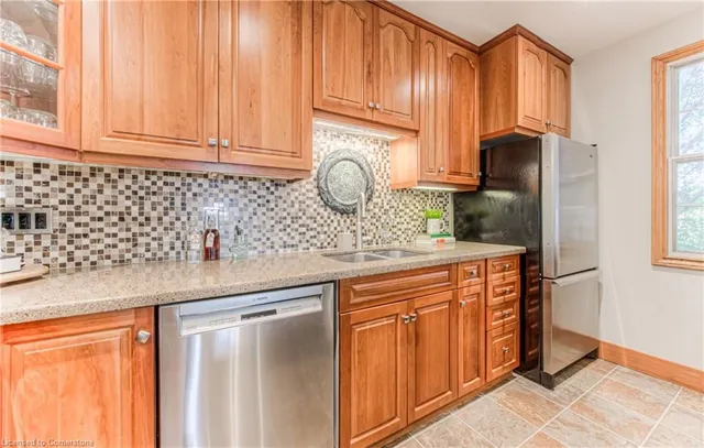 Additional image 12 of 67 Inwood Cres