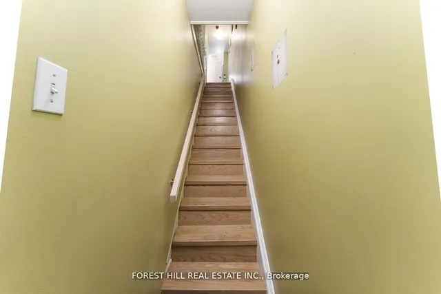 Additional image 7 of 1046 Dovercourt Rd