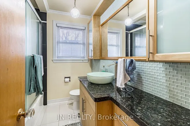 Additional image 15 of 127 Verobeach Blvd