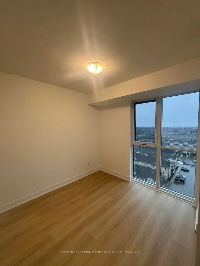Additional image 11 of 2545 Simcoe St Unit 1106