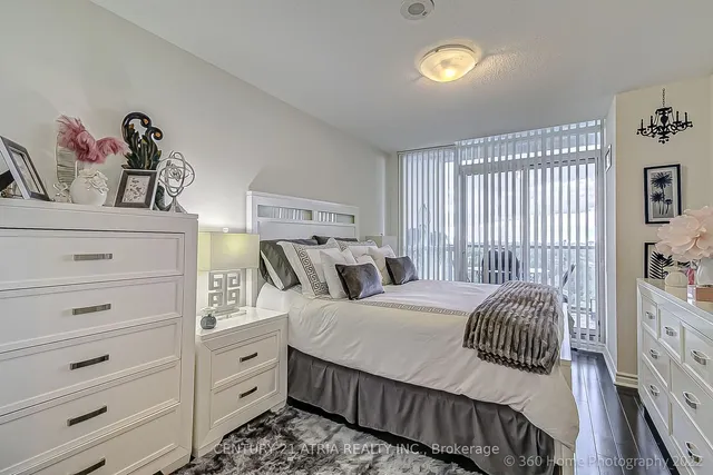 Additional image 22 of 35 Hollywood Ave Unit 2321