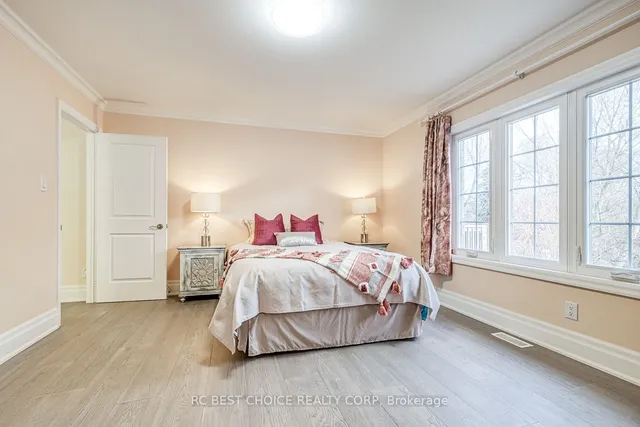 Additional image 28 of 43 Muir Dr