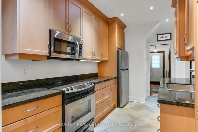 Additional image 19 of 60 Fairlawn Ave