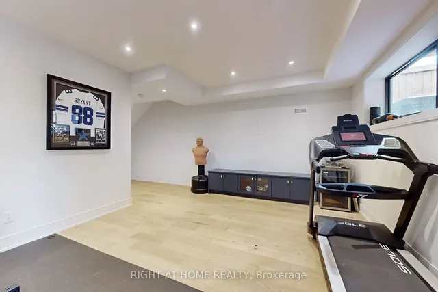 Additional image 30 of 152 Sheldon Ave