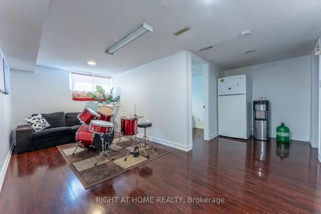 Additional image 35 of 39 Boundy Cres