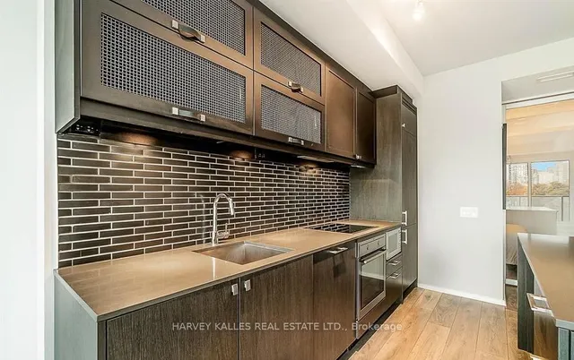 Additional image 7 of 783 Bathurst St Unit 413