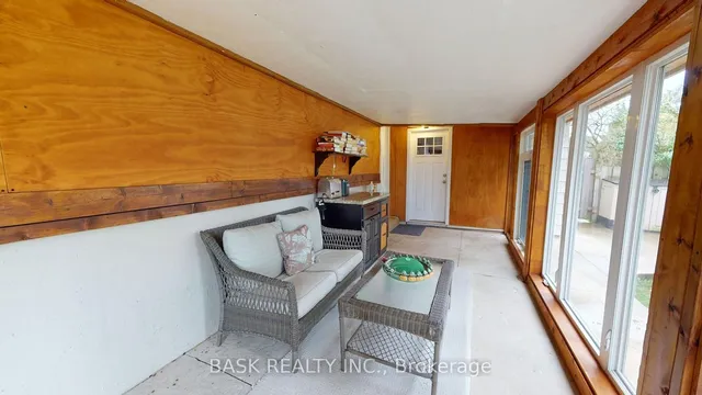 Additional image 36 of 119 Hillbrook Cres