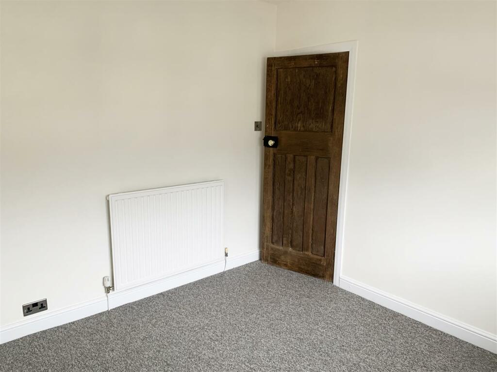 Additional image 14 of Fielding Road, Street