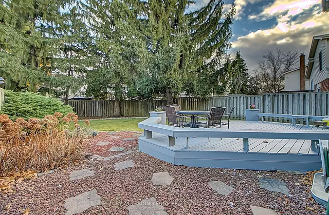 Additional image 40 of 218 Goldhawk Tr