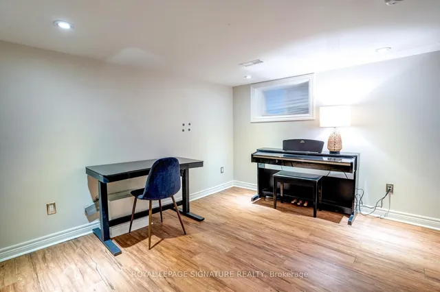 Additional image 27 of 1101 Woodbine Ave