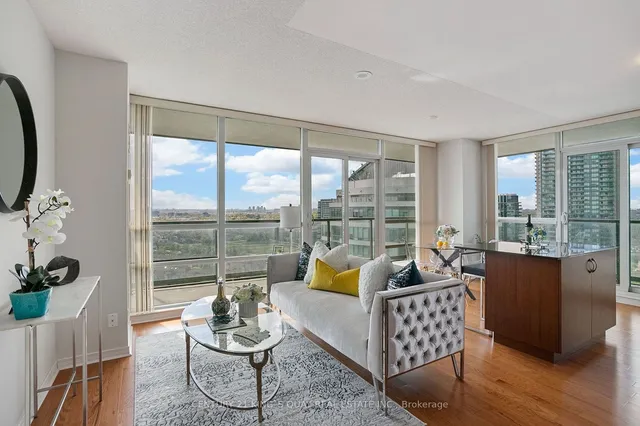 Additional image 4 of 2240 Lake Shore Blvd Unit 2904