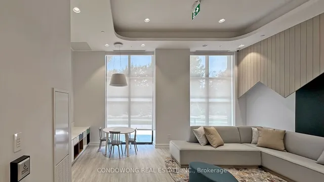 Additional image 26 of 188 Fairview Mall Dr Unit 1812